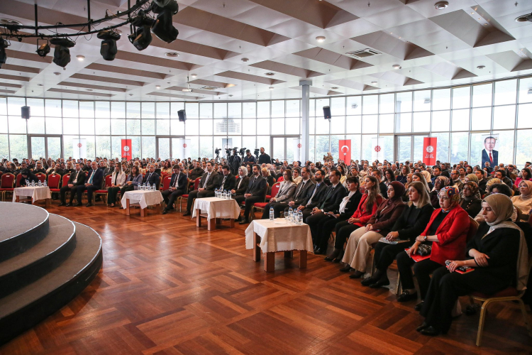 Bursa'da iletişim ve medya eğitimi düzenlendi