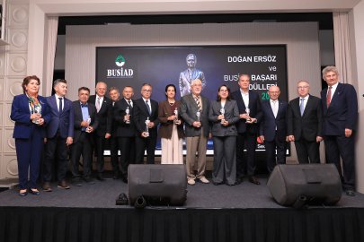 Bursa'da İş ve Sanat Ödülleri Sahiplerini Buldu