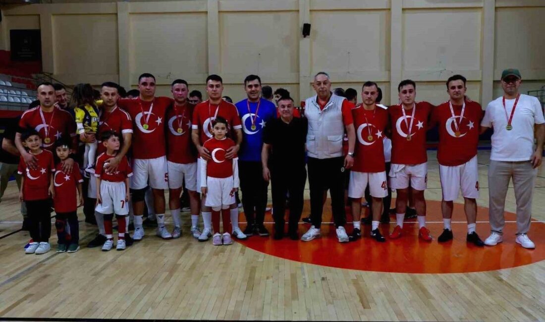 Bursa’da düzenlenen Kamu Spor Oyunları’nda şampiyonlar belli oldu. Dereceye giren