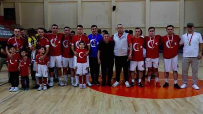 Bursa’da düzenlenen Kamu Spor Oyunları’nda şampiyonlar belli oldu. Dereceye giren