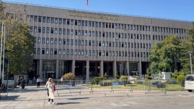 Bursa'da Kurultay Usulsüzlüğü Davası hakkında detaylı bilgi, gelişmeler ve hukuki