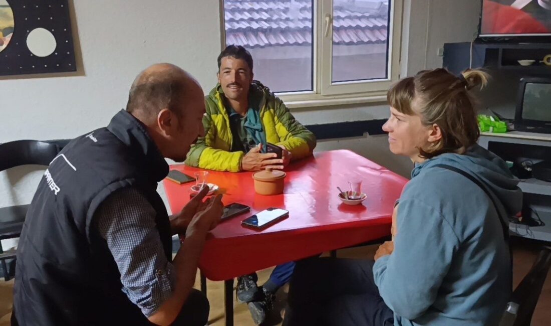 Bursa'da mahallede çıkan yangınla ilgili detaylar, müdahale çalışmaları ve olayın