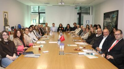 Bursa'da Mimarlık Günü ve kentsel sorunların ele alındığı etkinlik, şehrin