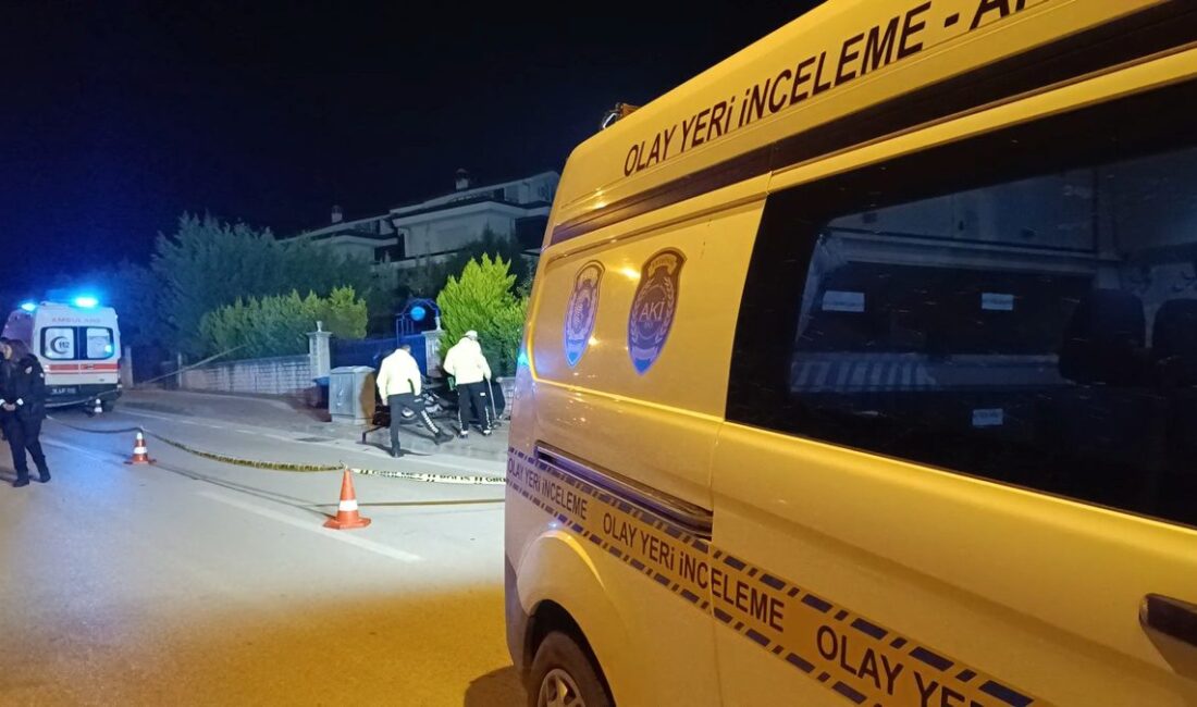 Bursa'da meydana gelen motosiklet kazasında sürücü yaşamını yitirdi. Olayla ilgili