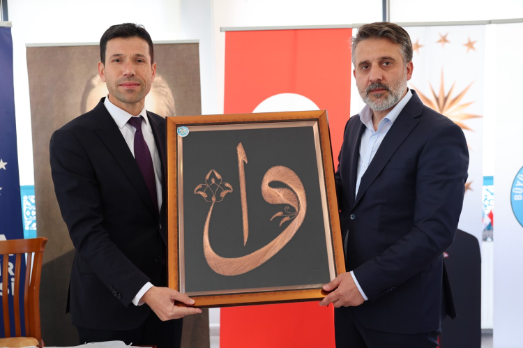Bursa'da Muhtarlar ve Yetkililer Toplantısı
