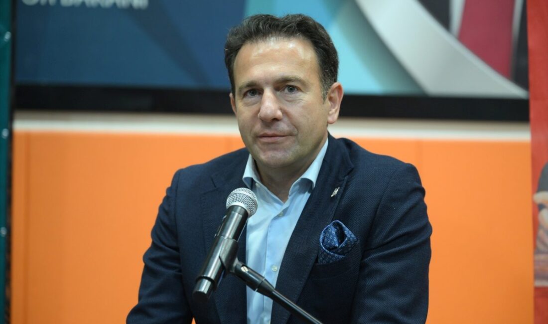 Bursa'da okçuluk eğitimi protokolü imzalandı. Bu önemli adımla, sporun gelişimine