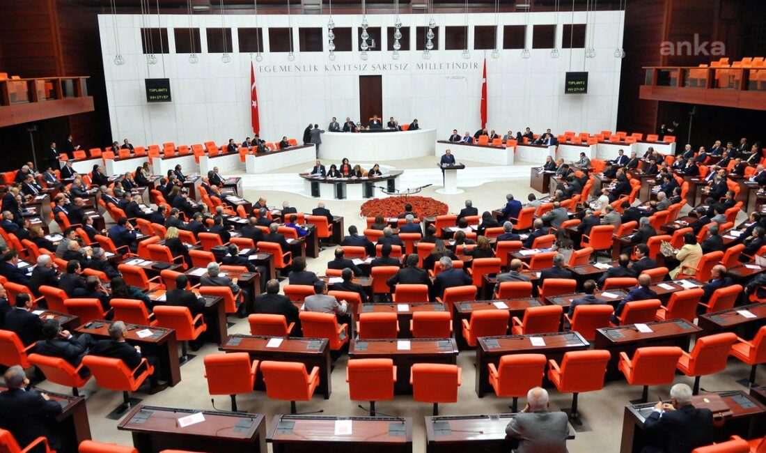 Bursa'da partiler arası güvenlik tartışması, bölgedeki siyasi ve güvenlik dinamiklerini