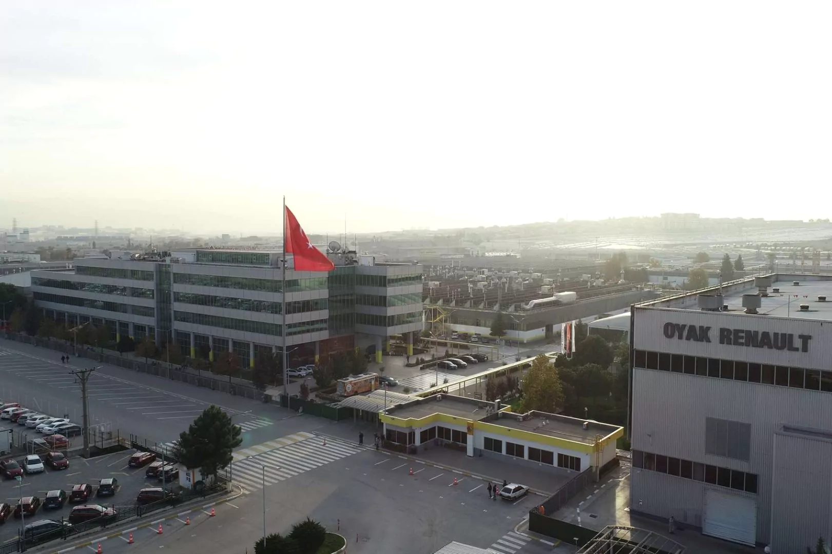Renault Group, Bursa’daki üretim ve satış performansıyla gelirini artırdı. Şirketin