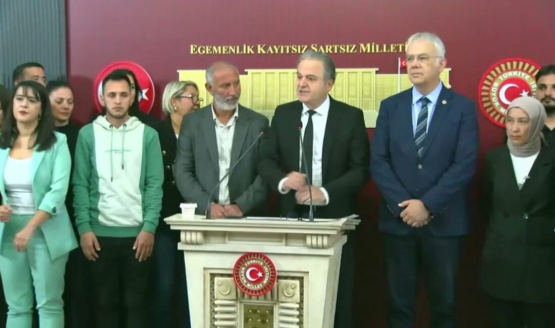 Bursa'da saatli eve çıkan yangın itfaiye ekipleri tarafından başarıyla söndürüldü.