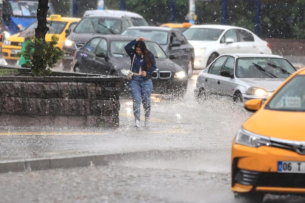 Bursa’da sağanak yağış ve kuvvetli rüzgâr bekleniyor. Meteorolojik uyarıları takip