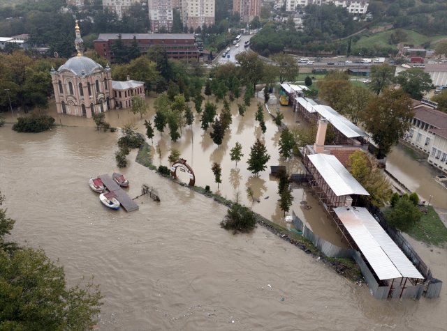 Bursa'da sağanak ve sel felaketi