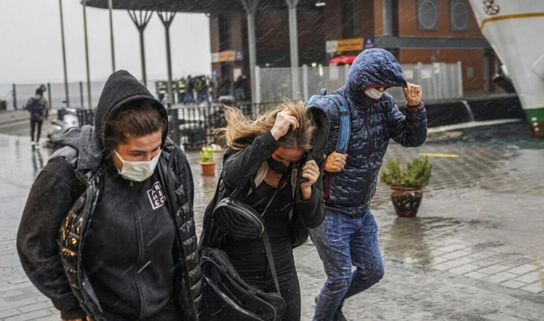 Bursa'da sağanak yağış uyarısı yapılmış olup, vatandaşların dikkatli olmaları ve