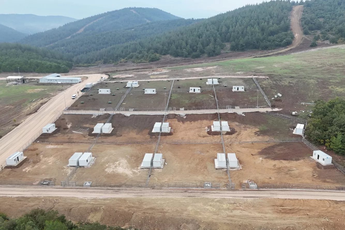 Bursa'da sahipsiz hayvanlar için yeni ve güvenli mekanlar sağlayarak yaşam