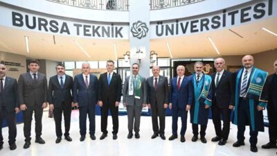 Bursa'da Sanayi Bakanı Kacır'a özel ödüllü jestle ilgili detaylar ve