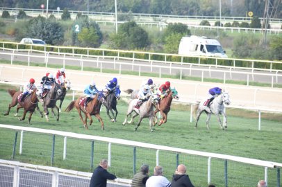 Bursa’da Saraytay ASGD Koşusu’nu Kazandı