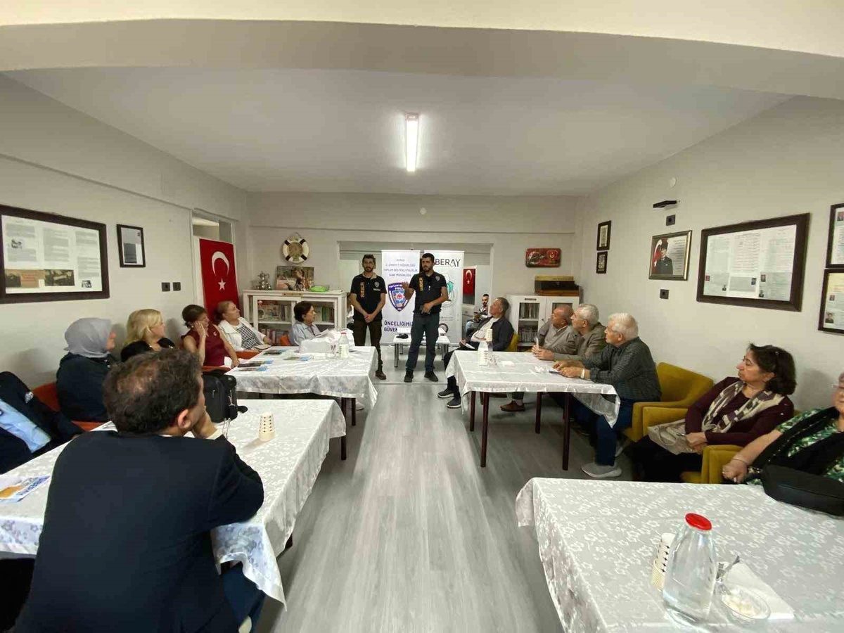 Bursa'da siber suçlara karşı farkındalık çalışması ile bilinçlenin. Güvenli internet