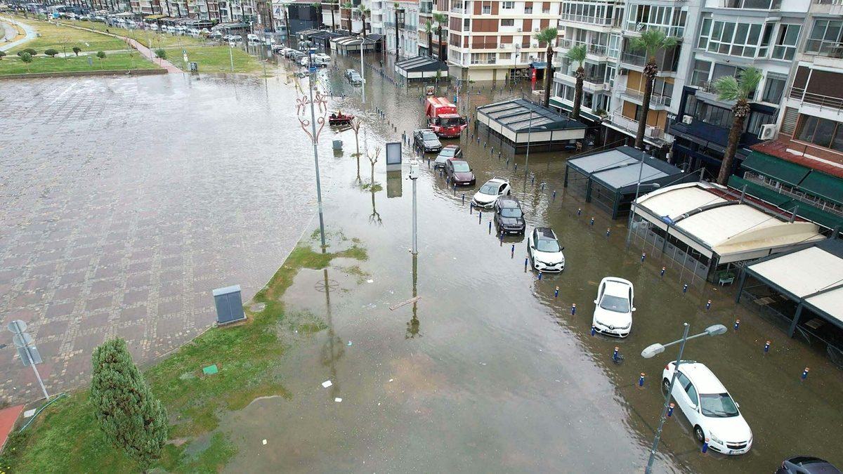 Bursa'da şiddetli yağışlar sonrası meydana gelen sel felaketinin detayları, etkileri