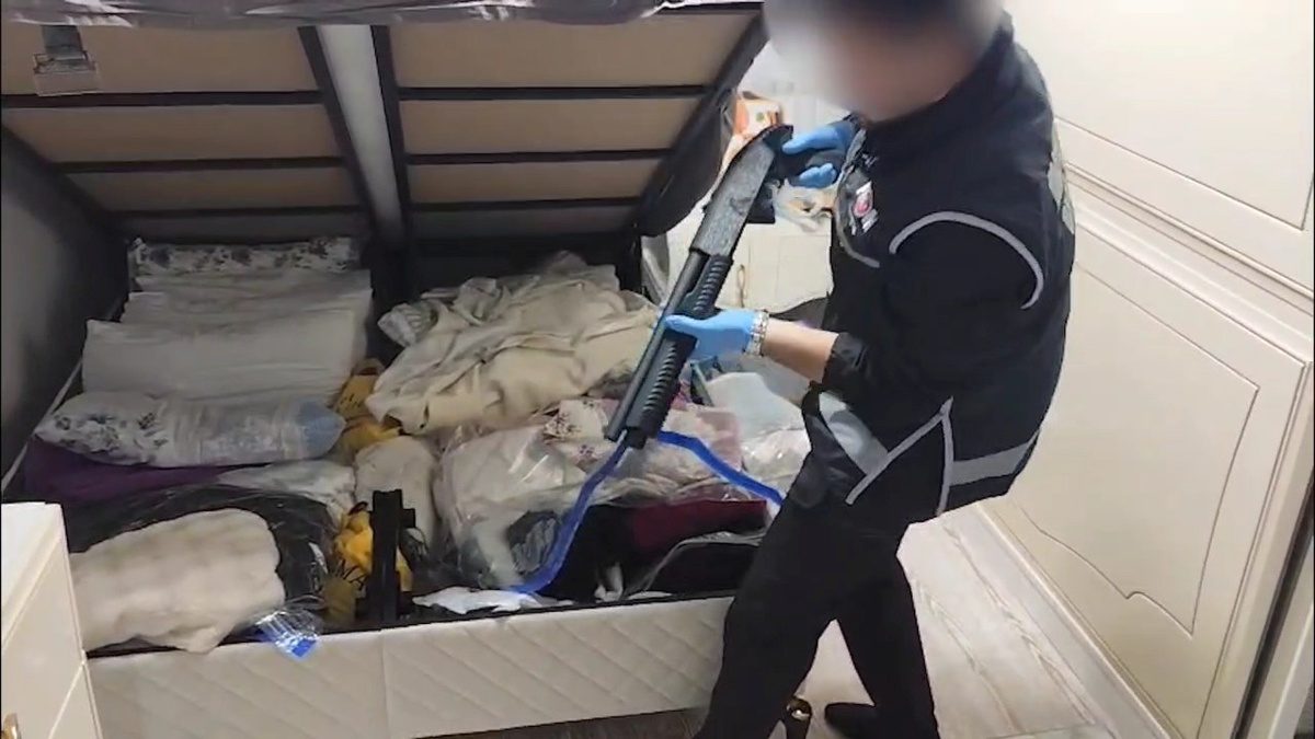 Bursa'da suç örgütlerine yönelik kapsamlı operasyonlar gerçekleştirildi. Güvenlik güçleri suç
