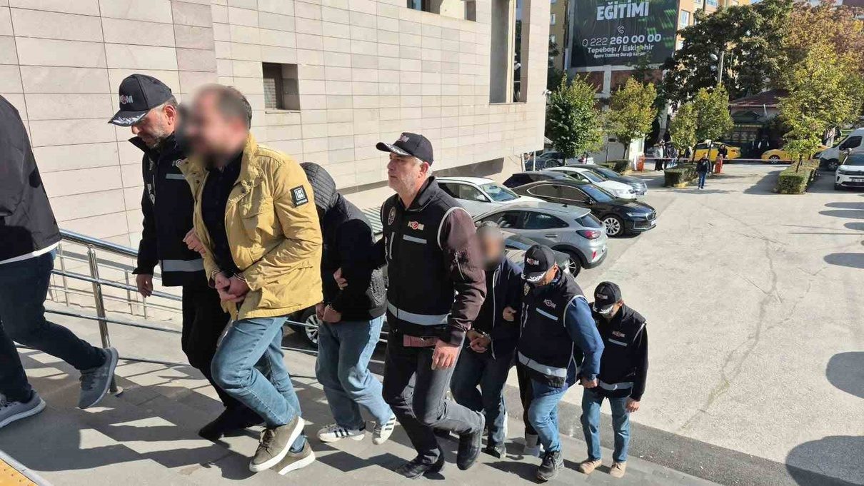 Bursa'da tehdit ve faizle para takipleri operasyonu hakkında detaylar, yetkililerin