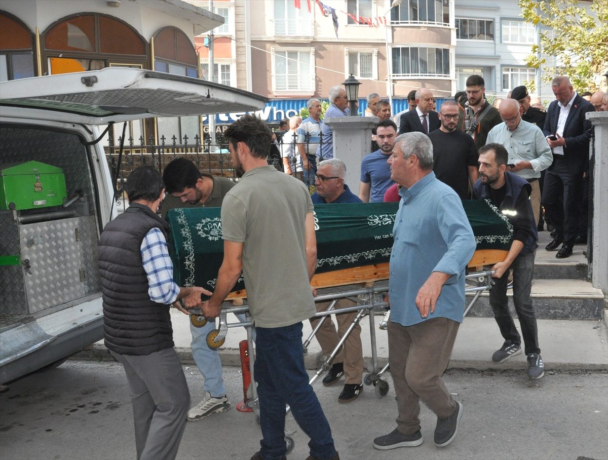 Bursa'da meydana gelen trafik kazasında 11 kişi hayatını kaybetti. Detaylar