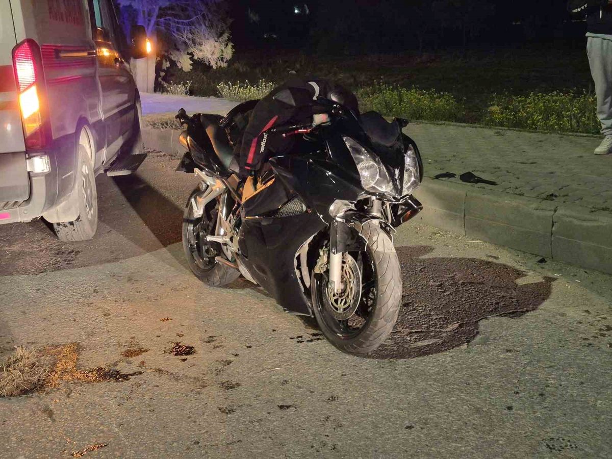 Bursa'da gerçekleşen trafik kazasında, motosiklet yaralandı. Olayla ilgili detaylar ve