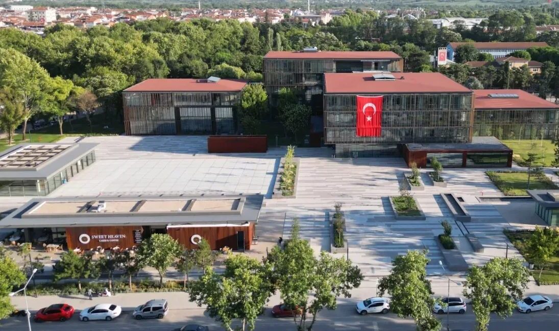 Bursa'da yeni park tesisi hizmete açıldı. Şehir yaşamına değer katan