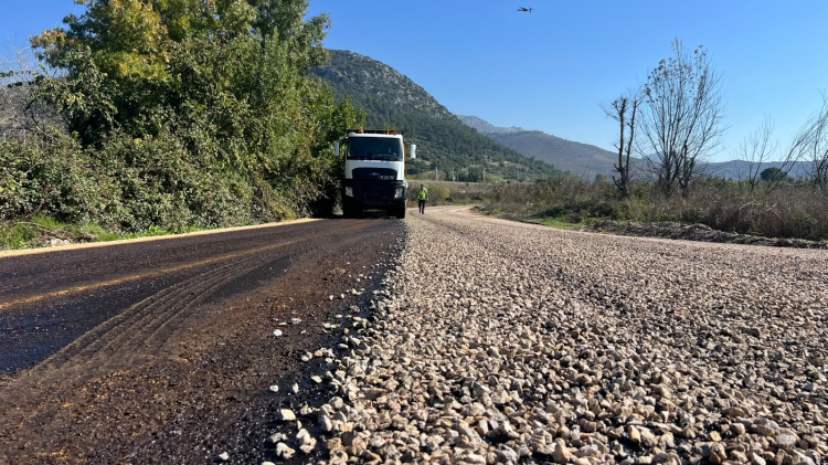 Bursa'da Yollar Yenileniyor