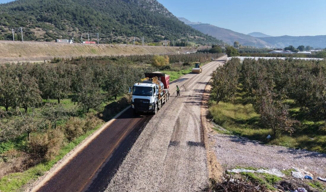 Bursa'da ulaşım altyapısında önemli yol yenileme çalışmaları gerçekleştirilmektedir. Güncel gelişmeleri