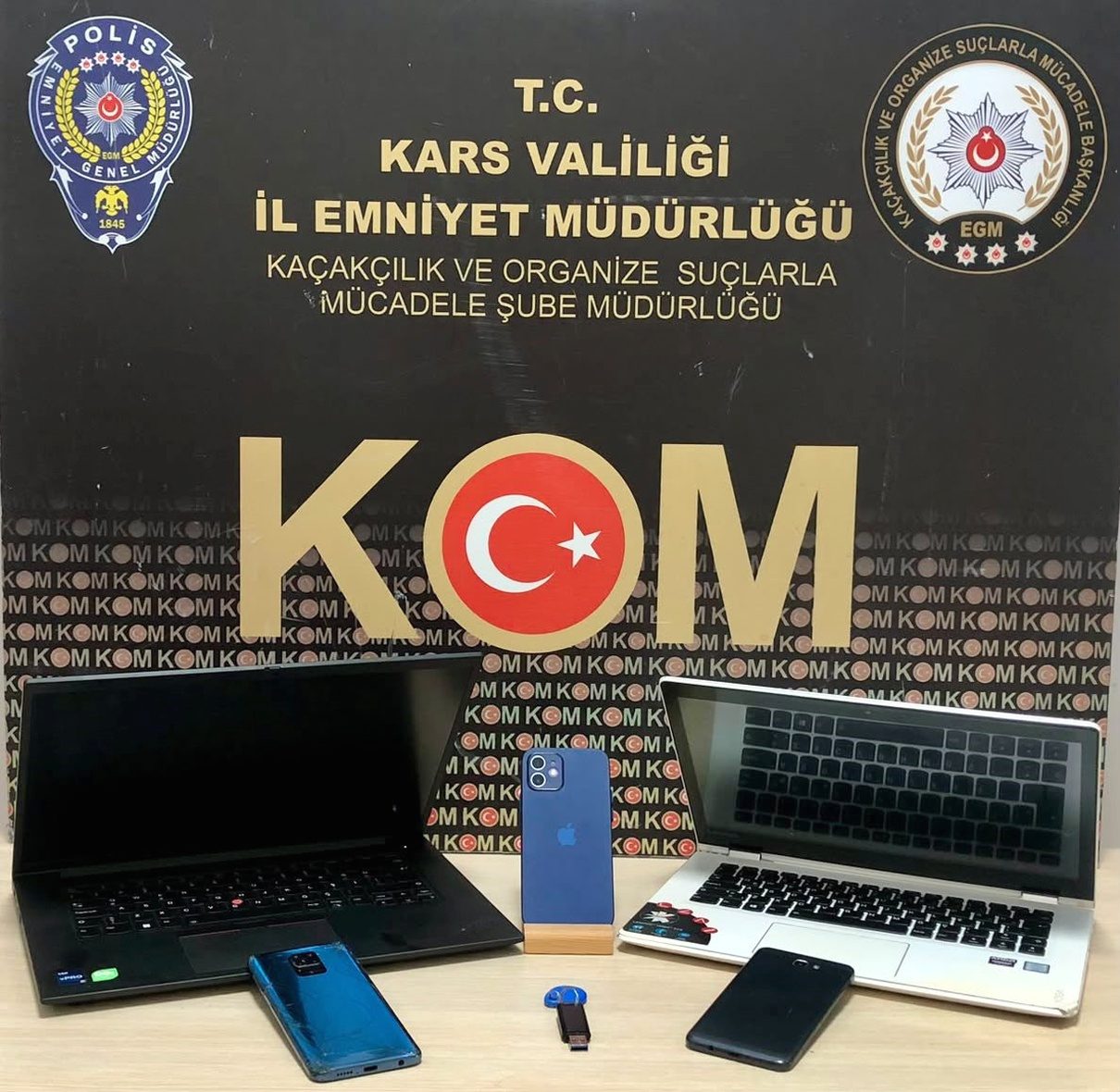 Bursa’da zimmet iddiasıyla düzenlenen operasyonda gözaltına alınan şüphelilerden 2’si tutuklandı;