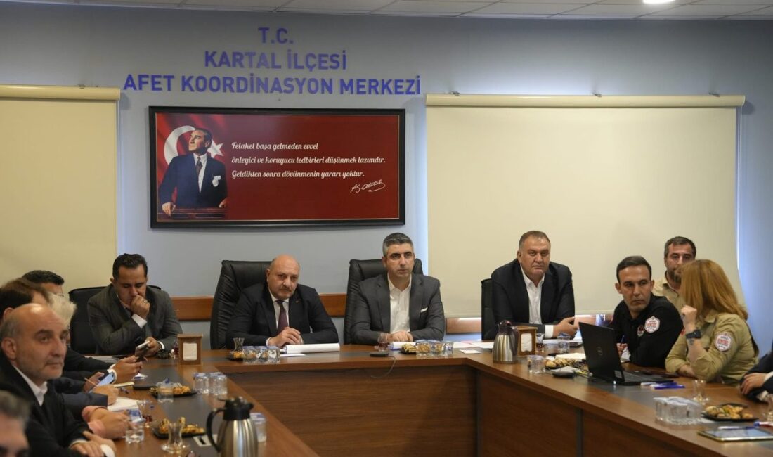 Bursa'da gerçekleştirilen deprem tatbikatı, afet acil durum hazırlıklarının ciddiyetini ve