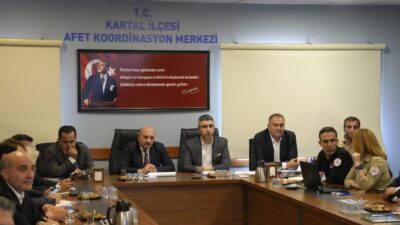 Bursa'da gerçekleştirilen deprem tatbikatı, afet acil durum hazırlıklarının ciddiyetini ve