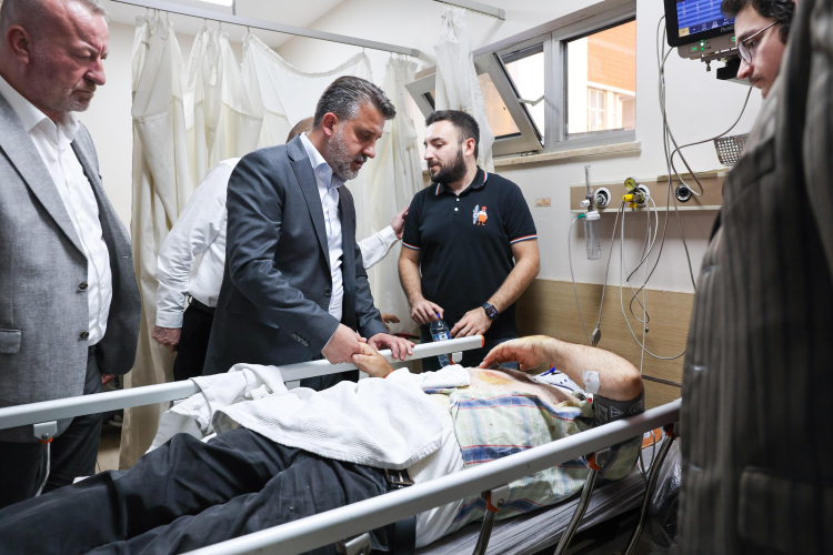 Bursa'dan Manisa'ya Feci Kaza Sonrası Ziyaretler