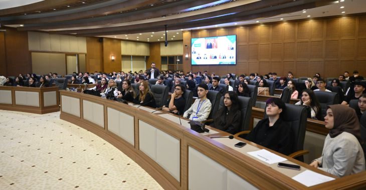 Bursa Büyükşehir Belediyesi bünyesinde görev alacak 175 stajyer öğrencinin kuruma