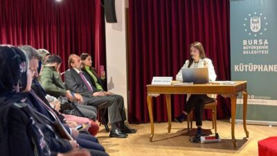 Bursa Büyükşehir Belediyesi’nin düzenlediği söyleşi programıyla Türk edebiyatı ve düşünce