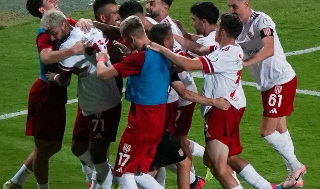 Gemlik'te Ayvalıkgücü Belediyespor maçının heyecanını yakından takip edin. En güncel