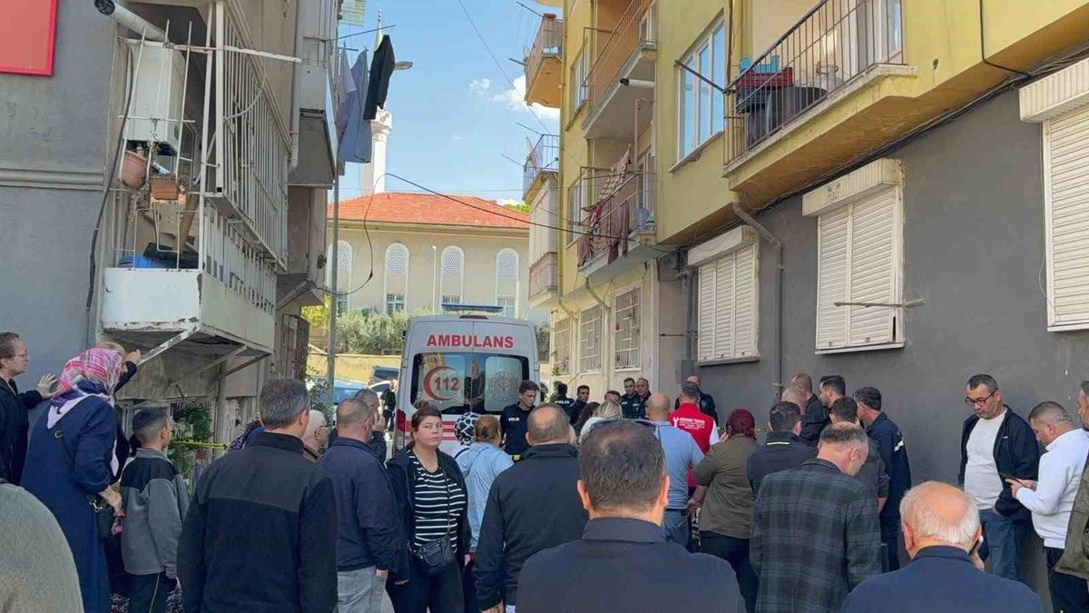 Gemlik'te yaşlı çiftin vefat haberi, bölgedeki aileleri ve sevenlerini yasa