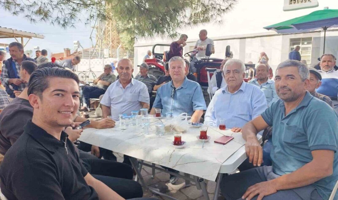 Gördes'te geleneksel köy hayrı, geniş katılımla gerçekleşti; kültürel bağların güçlendiği