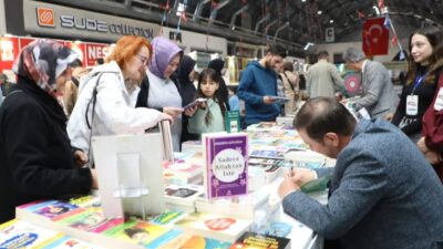 İnegöl Kitap Günleri, 30 Ekim’de kitapseverleri yazarlar, söyleşiler ve çeşitli