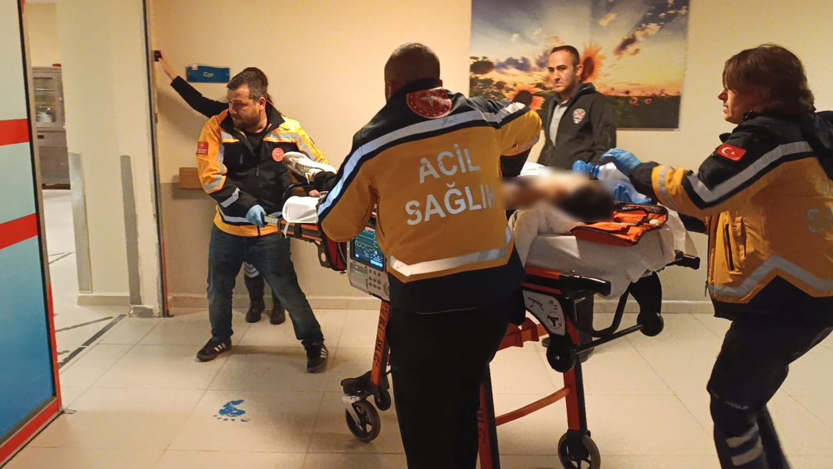 İnegöl'de gerçekleşen bıçaklı kavgada bir kişi hayatını kaybetti. Olayla ilgili
