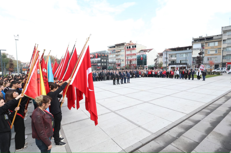 İnegöl’de Cumhuriyet Bayramı Törenleri Başladı
