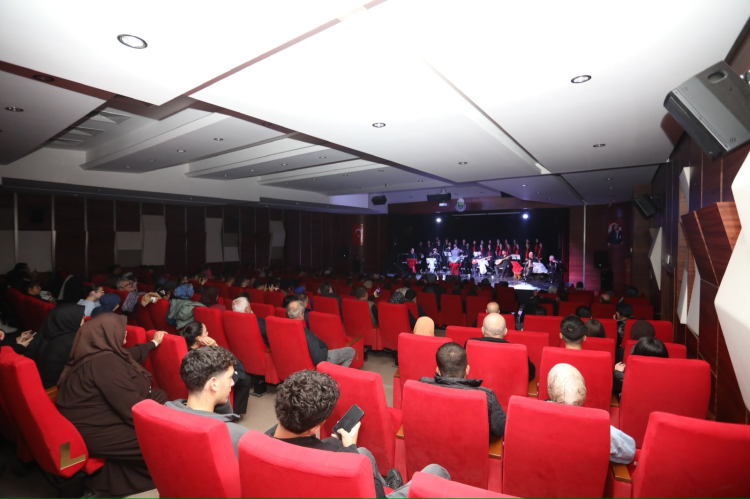İnegöl’de Cumhuriyet Coşkusu Konserle Yaşandı