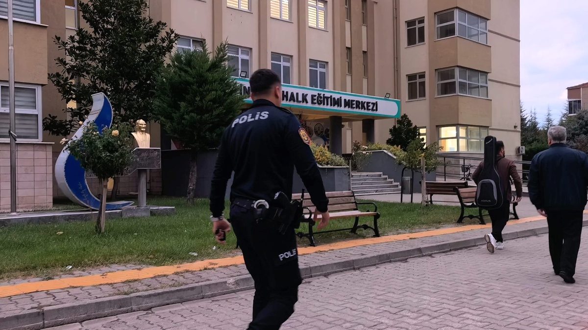 İnegöl'de ehliyet sınavında kopya skandalı detayları ve gelişmeleri hakkında resmi