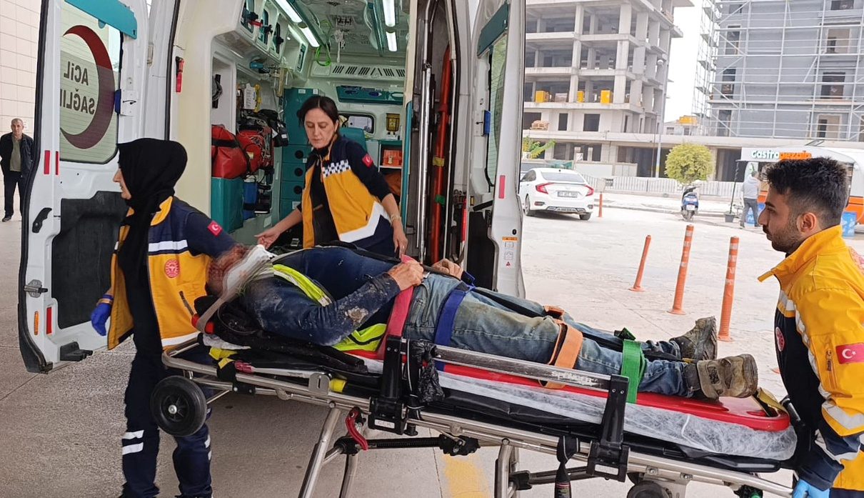İnegöl’de çalışan bir işçinin başına tahta düştü. Olayın ayrıntıları ve