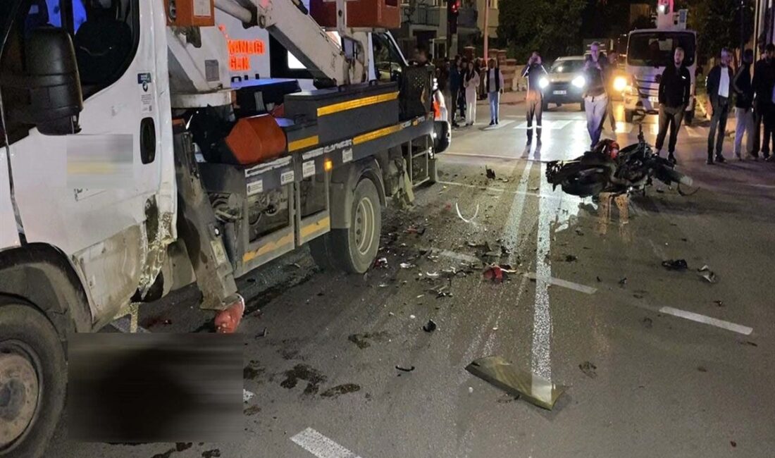 İnegöl'de meydana gelen motosiklet kazasında 2 kişi hayatını kaybetti. Olayla