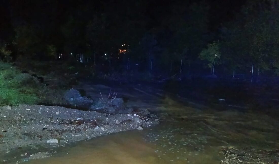 İnegöl'de yoğun sağanak fırtına nedeniyle köprü çöktü. Güncel gelişmeler ve