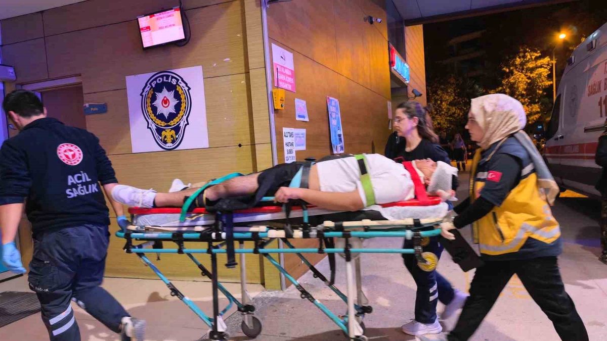 İnegöl'de gerçekleşen trafik kazasında 10 kişi yaralandı. Olayla ilgili gelişmeler
