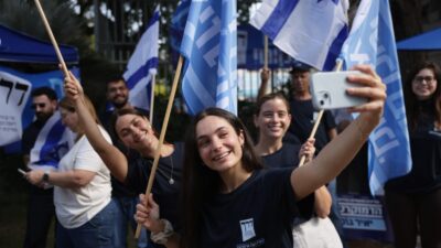 Bursa’da seçim gündeminde Netanyahu bloğunun gerilemesi, siyasi dengeler ve seçim