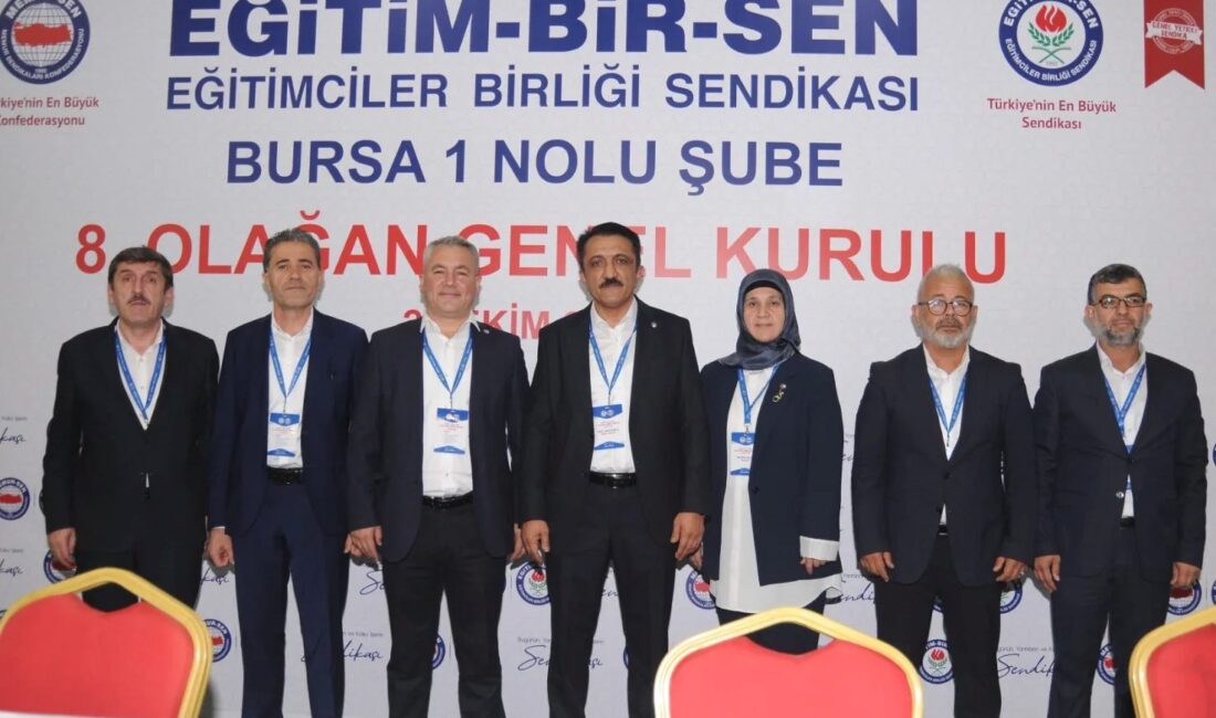 Eğitim-Bir-Sen Bursa 1 No’lu Şube’nin Merinos’taki genel kurulunda yönetim değişti;
