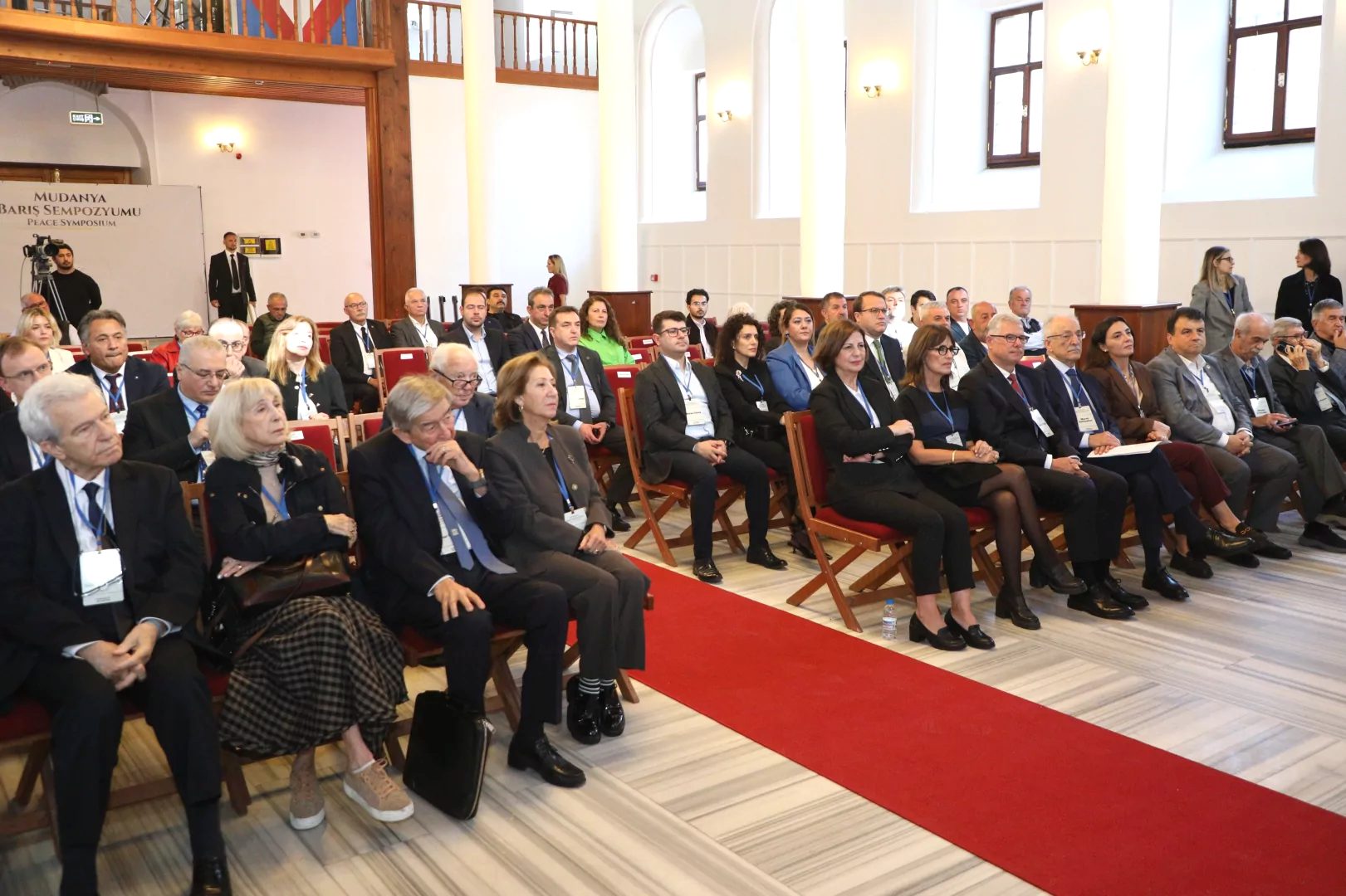 Mudanya’da başlayan Barış Sempozyumu, uluslararası işbirliği ve diyalog için önemli