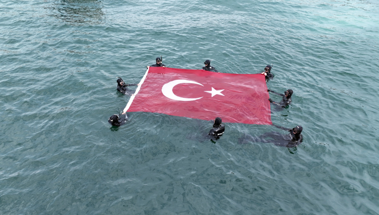 Mudanya’da Cumhuriyet Coşkusu Yağmura Aldırmadı